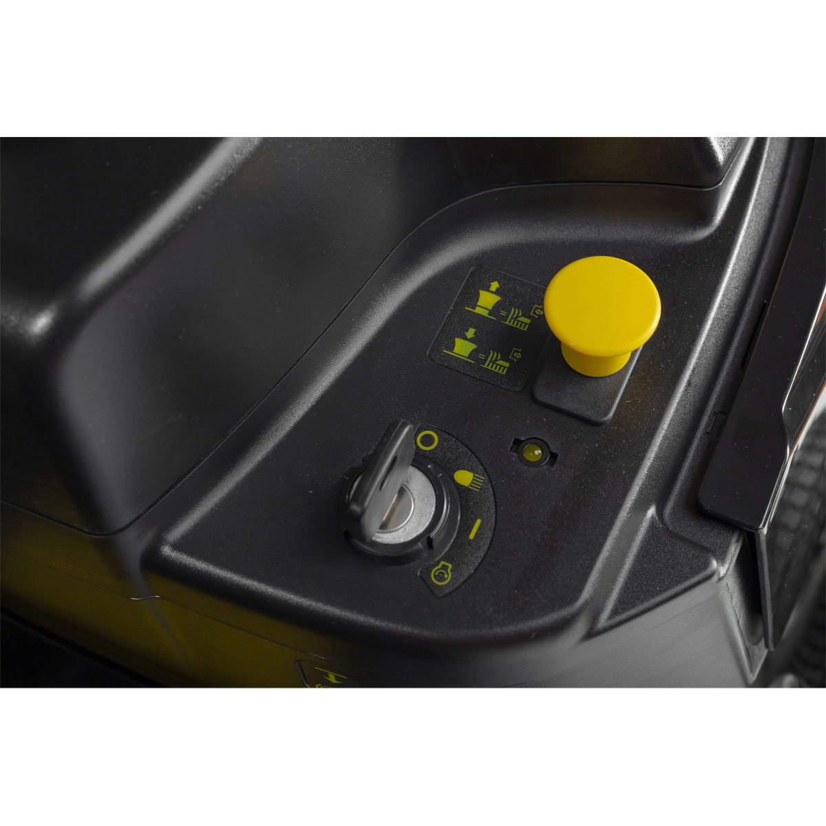 Alpina-Garden Rasentraktor AT4 84 A Bild 7