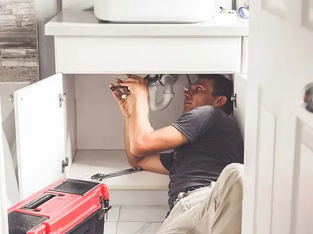 Waschbecken-montieren