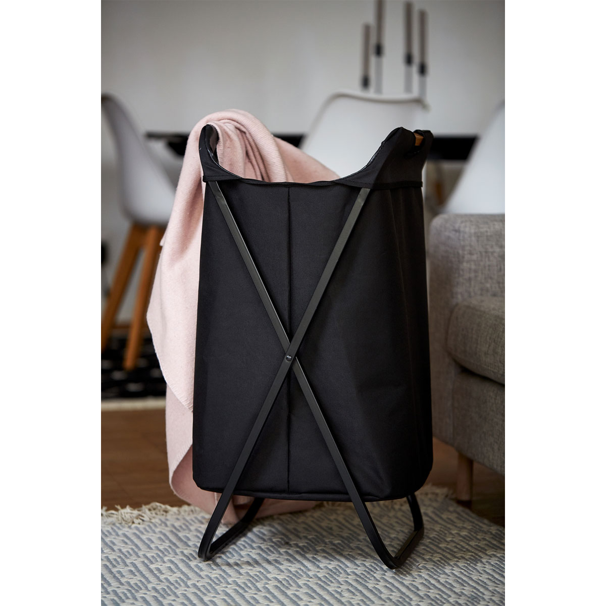 Wenko  Wäschesammler Loft Wäschesammler mit Bambus-Tragegriffen für bequemen Transport Bild 7