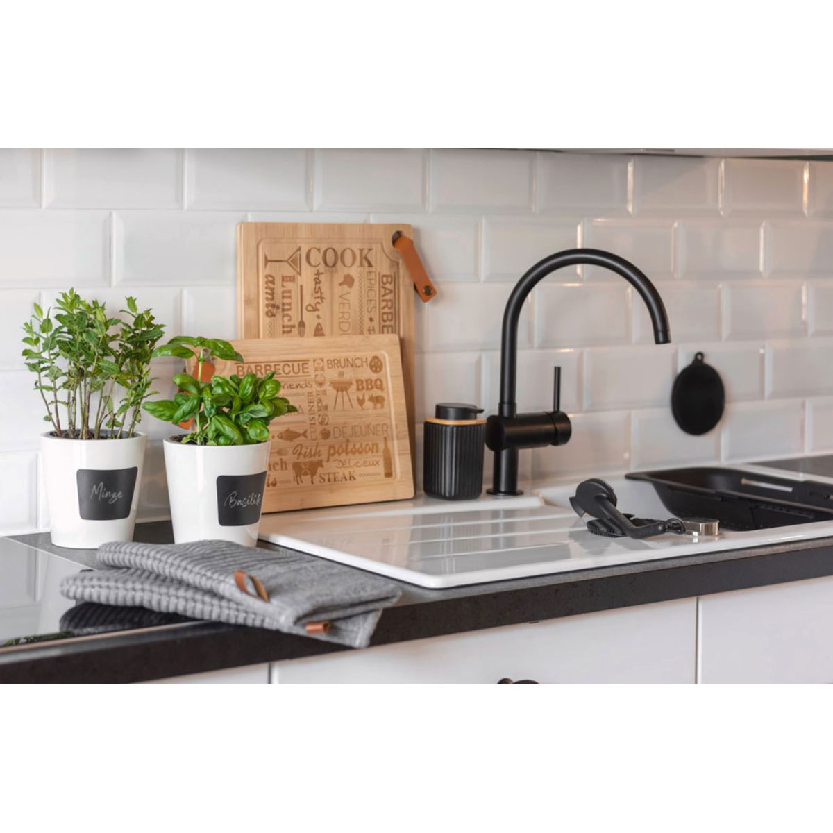 Wenko Spülbürste Mod. Cuvo Schwarz ergonomischer Griff und Schaber Bild 4