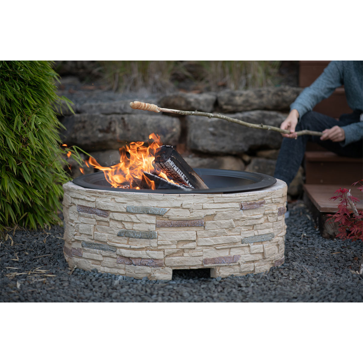 Westmann Feuerschale Feuerstelle inkl. Funkenfang Steinoptik 90x90x51cm Braun Bild 6