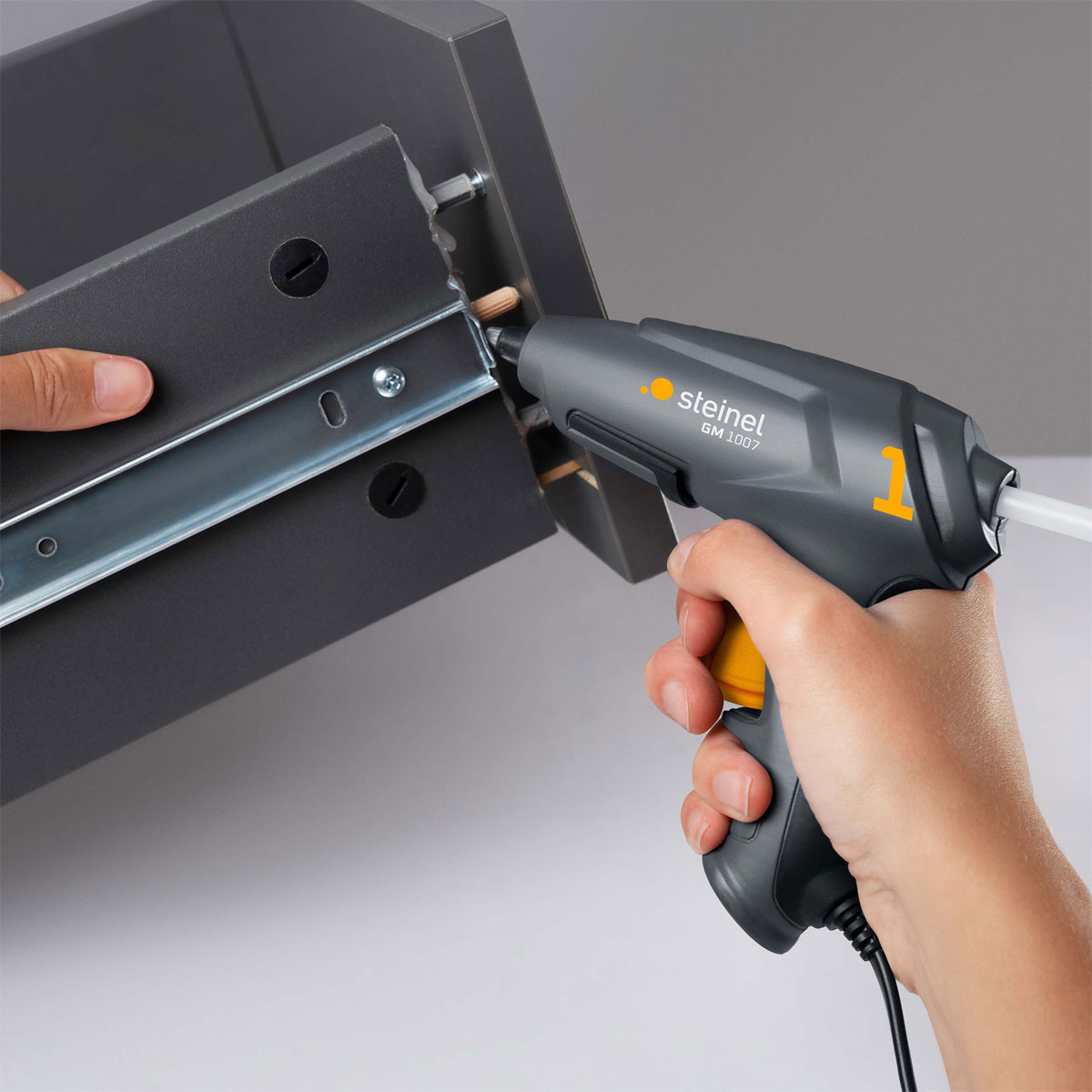 Steinel  Klebepistole GlueMatic 1007 mit 7 mm Klebesticks Bild 4