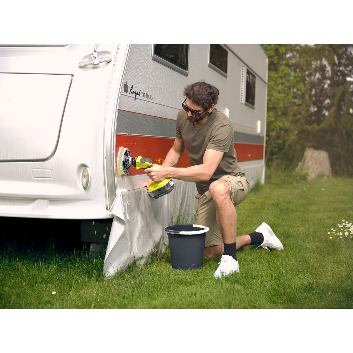 Ryobi  18V Akku-Reinigungsbuerste R18CPS- 0 solo Bild 2