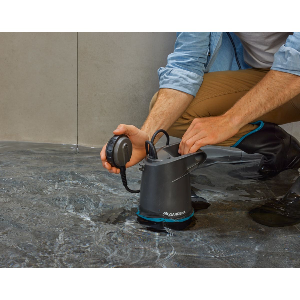 Gardena Klarwasser-Tauchpumpe 20000 BASIC 20.000 l/h mit Schwimmschalter Bild 5