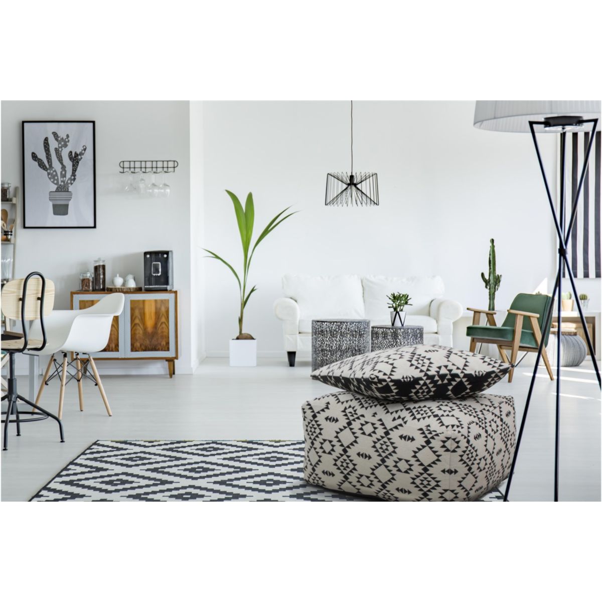 Pouf und Kissen Set Unwind 160 weiss schwarz 80x80cm Bild 4