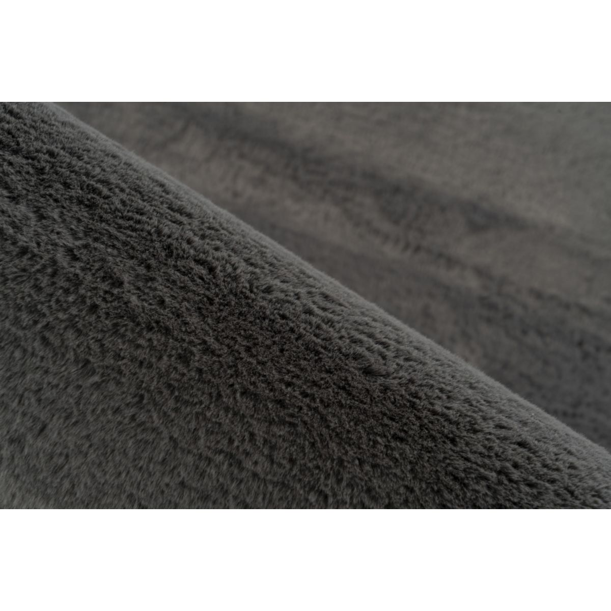 Cross 425 Graphit 160cm x 160cm Bild 4