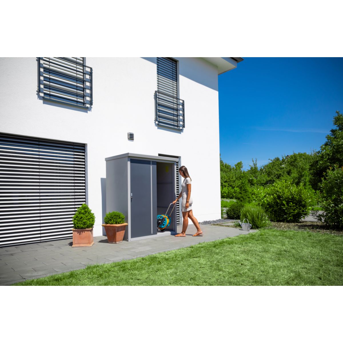 Trimetals Geräteschrank Guardian D63 inkl. 2 Regale 98x176x187 cm Bild 9