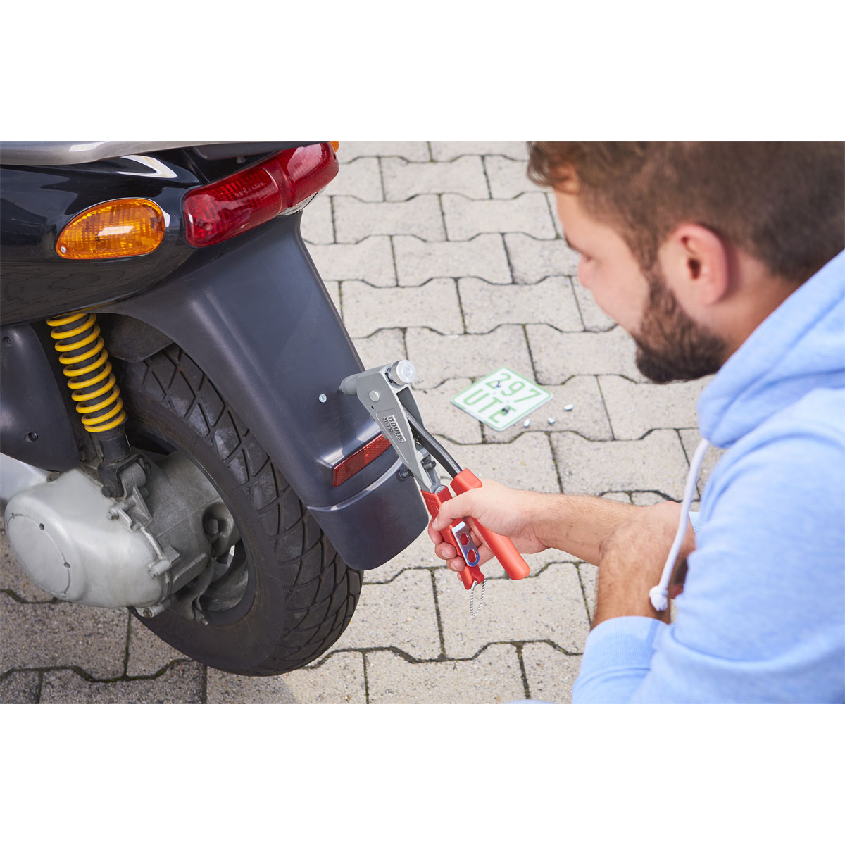 Novus Blindnietmutterzange N-120 Bild 5