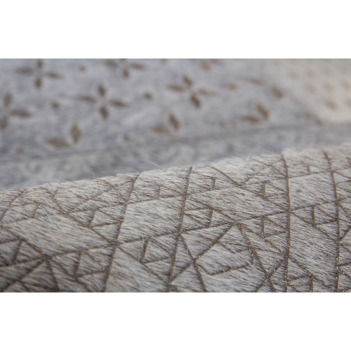 Gleam 560 Grau / Silber 160cm x 230cm Bild 3