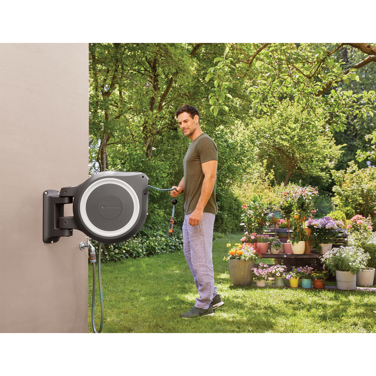 Gardena  Wandschlauchbox RollUp XL 35m schwarz Bild 2