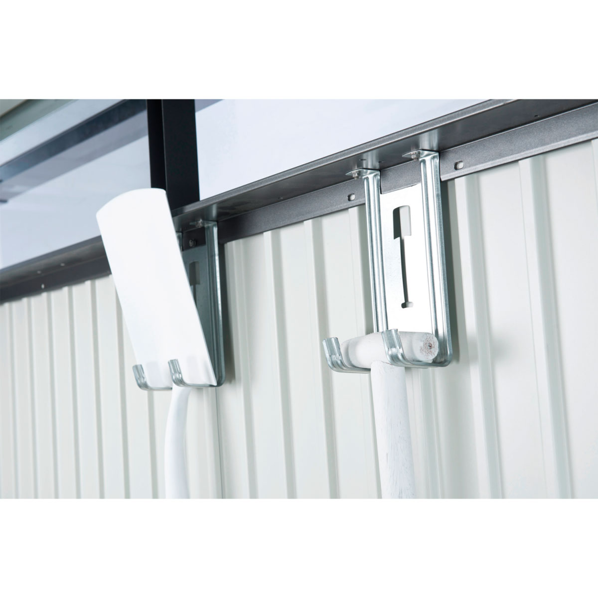 Biohort Gerätehaus HighLine H2 275 x 195 x 222 cm Standardtür Bild 4