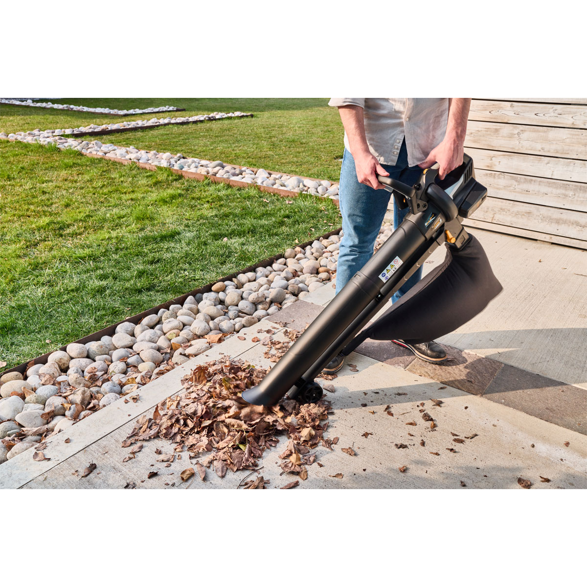 Alpina-Garden  Alpina Garden Akku-Laubsauger und Bläser AVS 20 Li inkl Akku und Ladegerät Bild 5