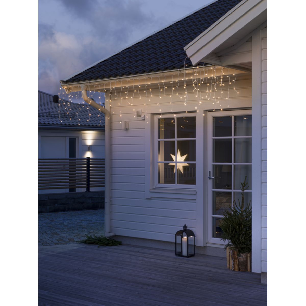 Konstsmide LED Eisregen Lichtervorhang mit Lichtsensor Bild 2