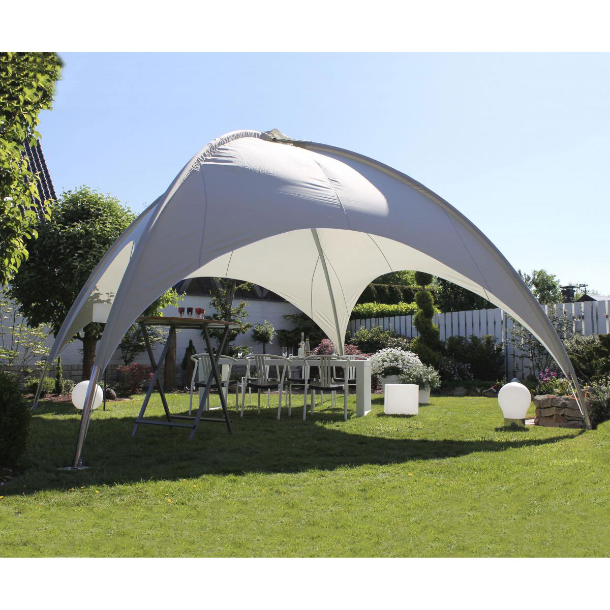 Leco Kuppelzelt Bild 2