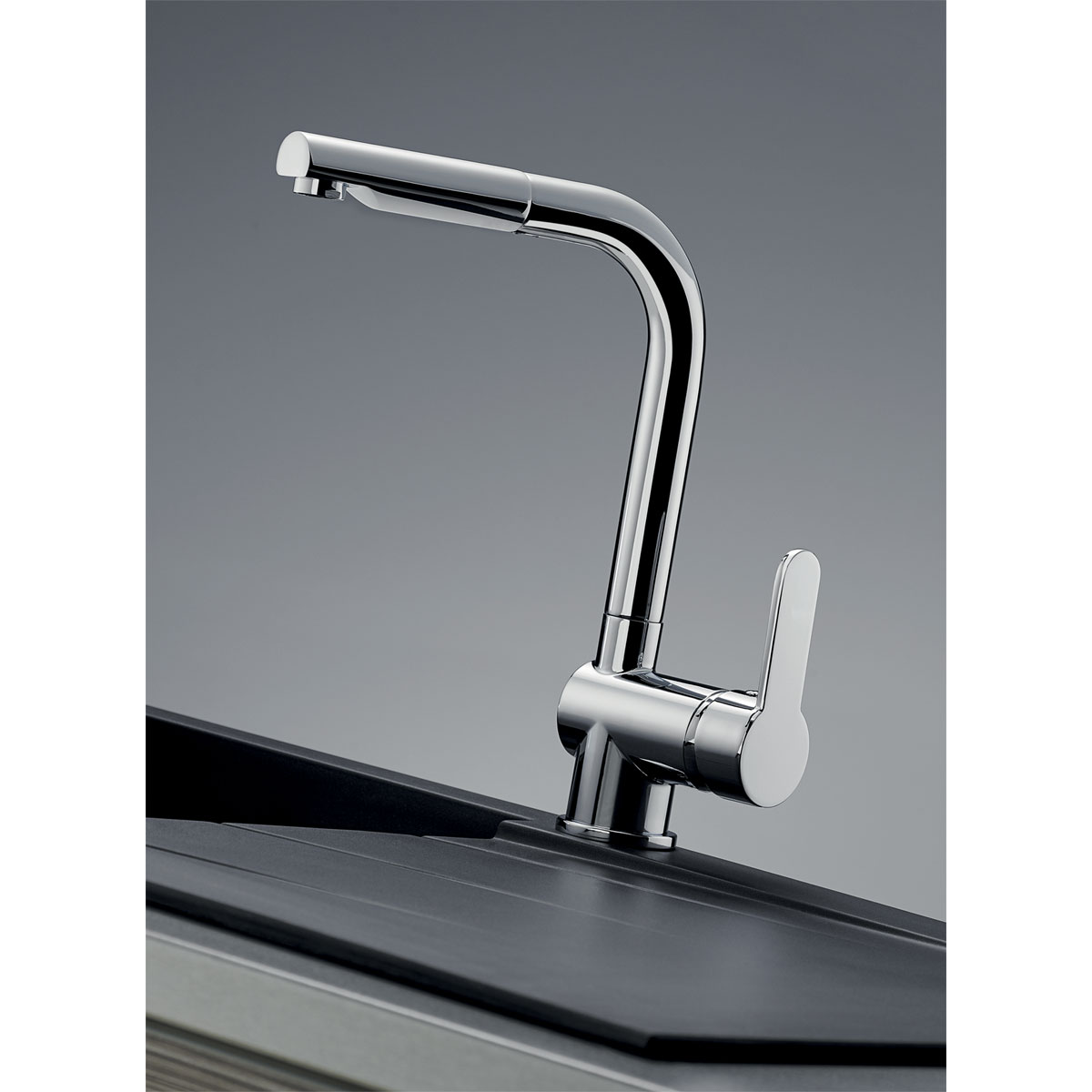 Pyramis Spültischarmatur „Aladia“ chrom schwenkbar mit Geschirrbrause