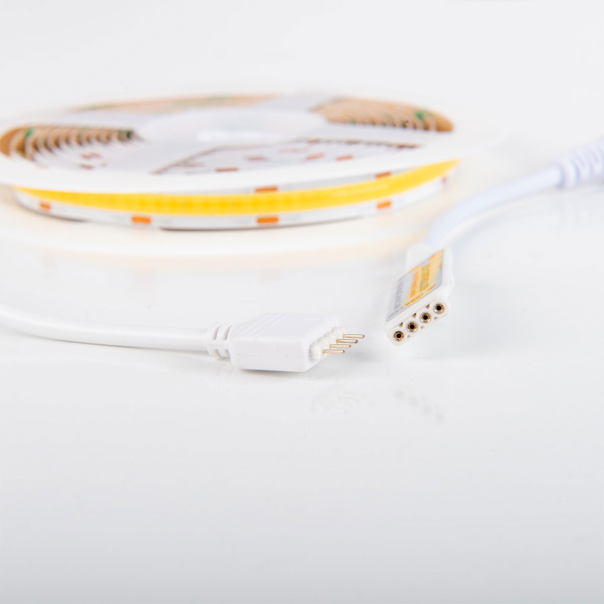 LED Stripe Manty KS weiss LxBxH:LxBxH 300x0,8x0,2cm dimmbar Bild 8