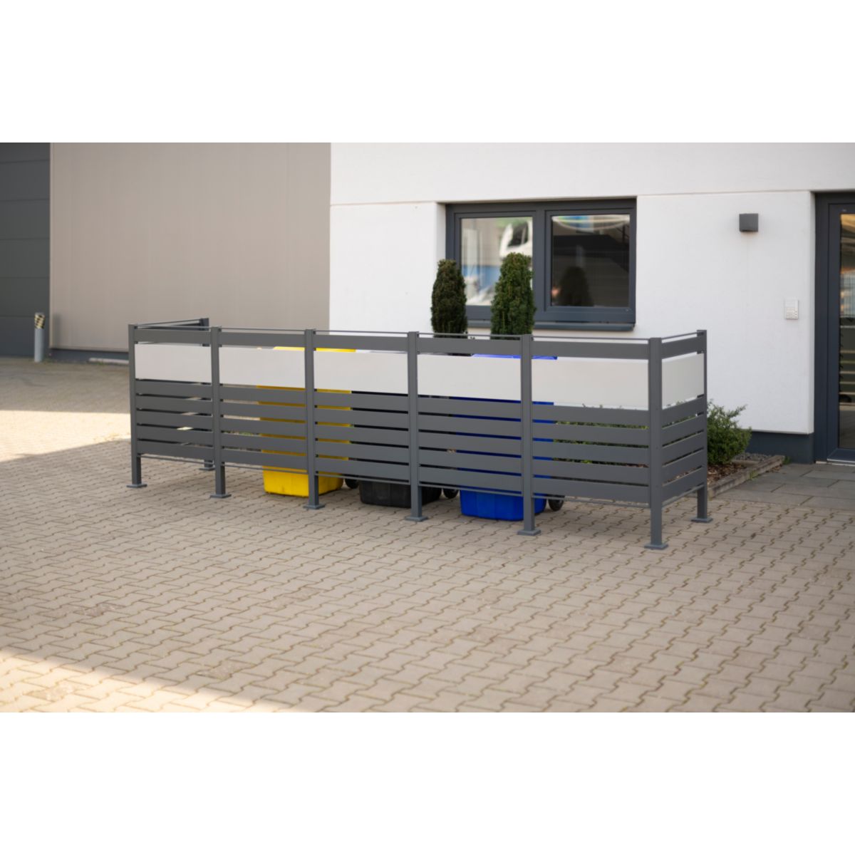 Westmann Mülltonnenverkleidung Planum 5x 240 L 1er Box 90x410x120 cm Bild 2