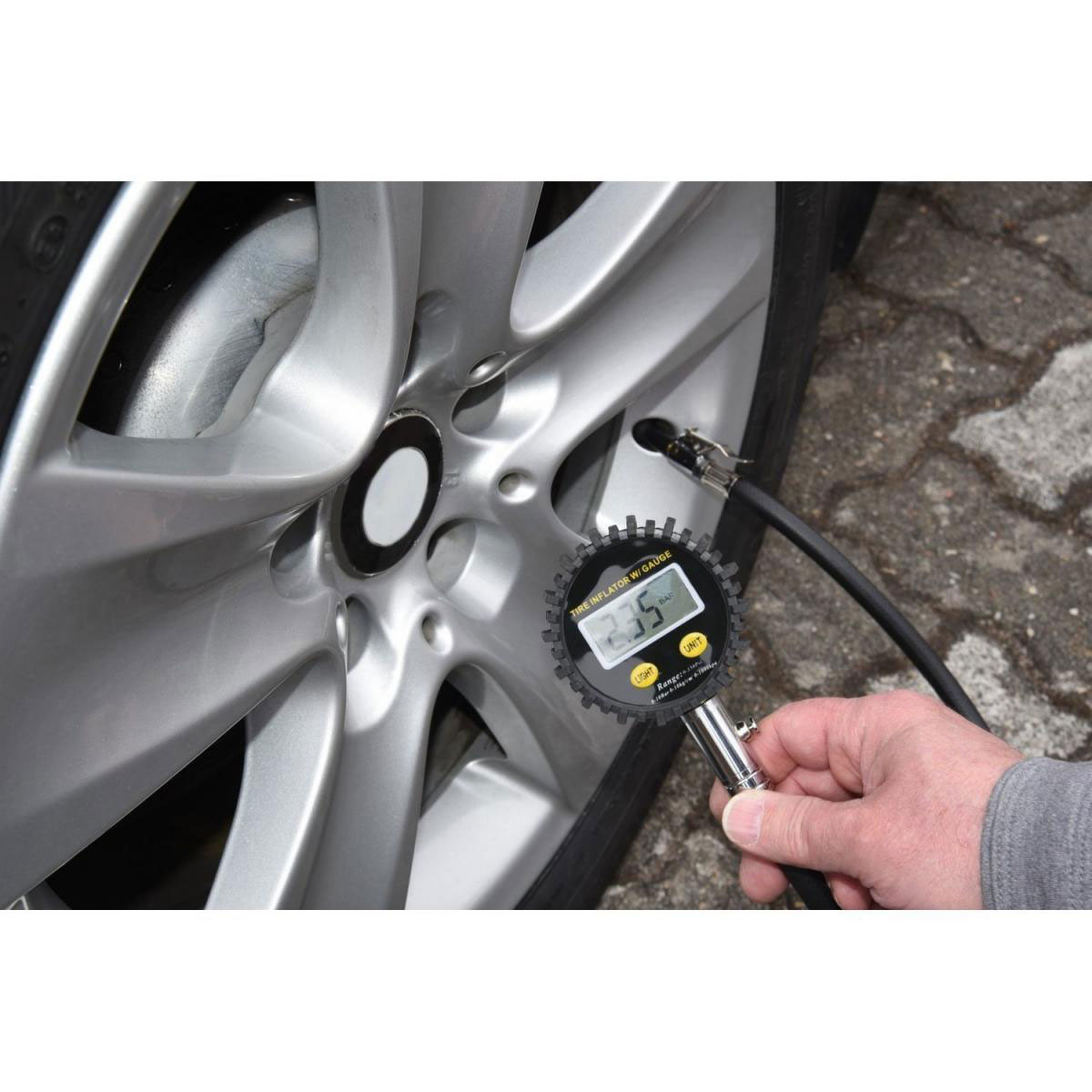 Digitaler Reifendruckprüfer Bild 2