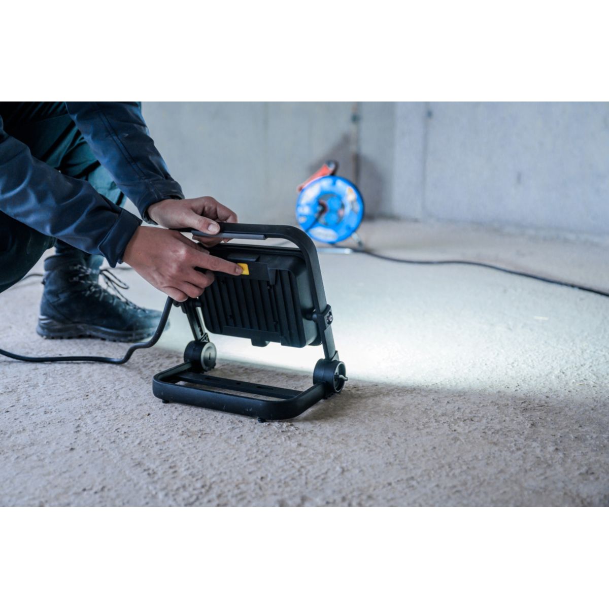 Brennenstuhl LED Strahler JARO 7060 M 50W Bild 8