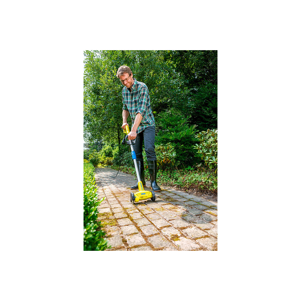 Gloria Akku-Unkrautfugenbürste WeedBrush li-on inkl Stahldraht-Fugenbürste Bild 5