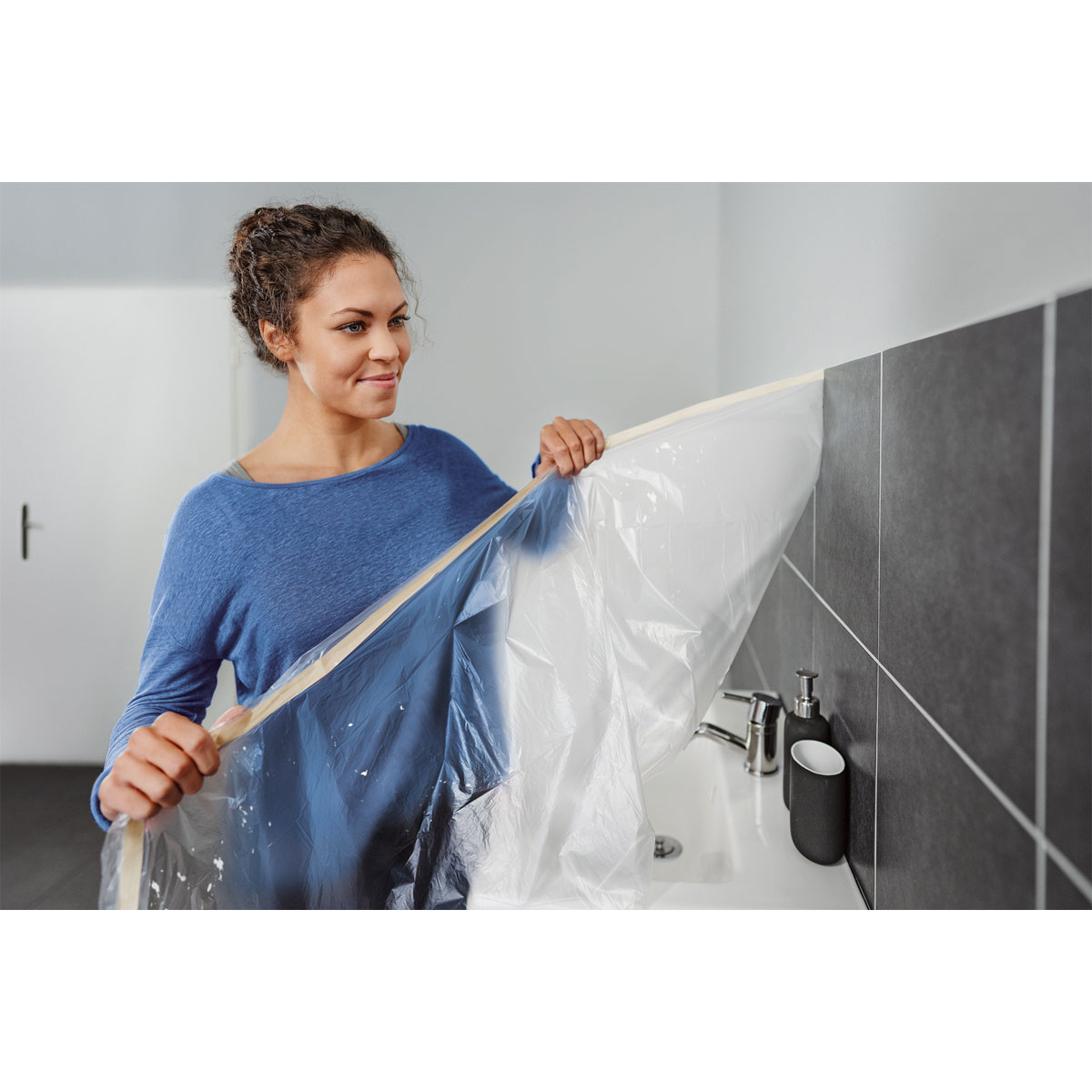 Tesa  Malerband Easy Cover Economy Refill L 33 x 1,4 m Bild 2