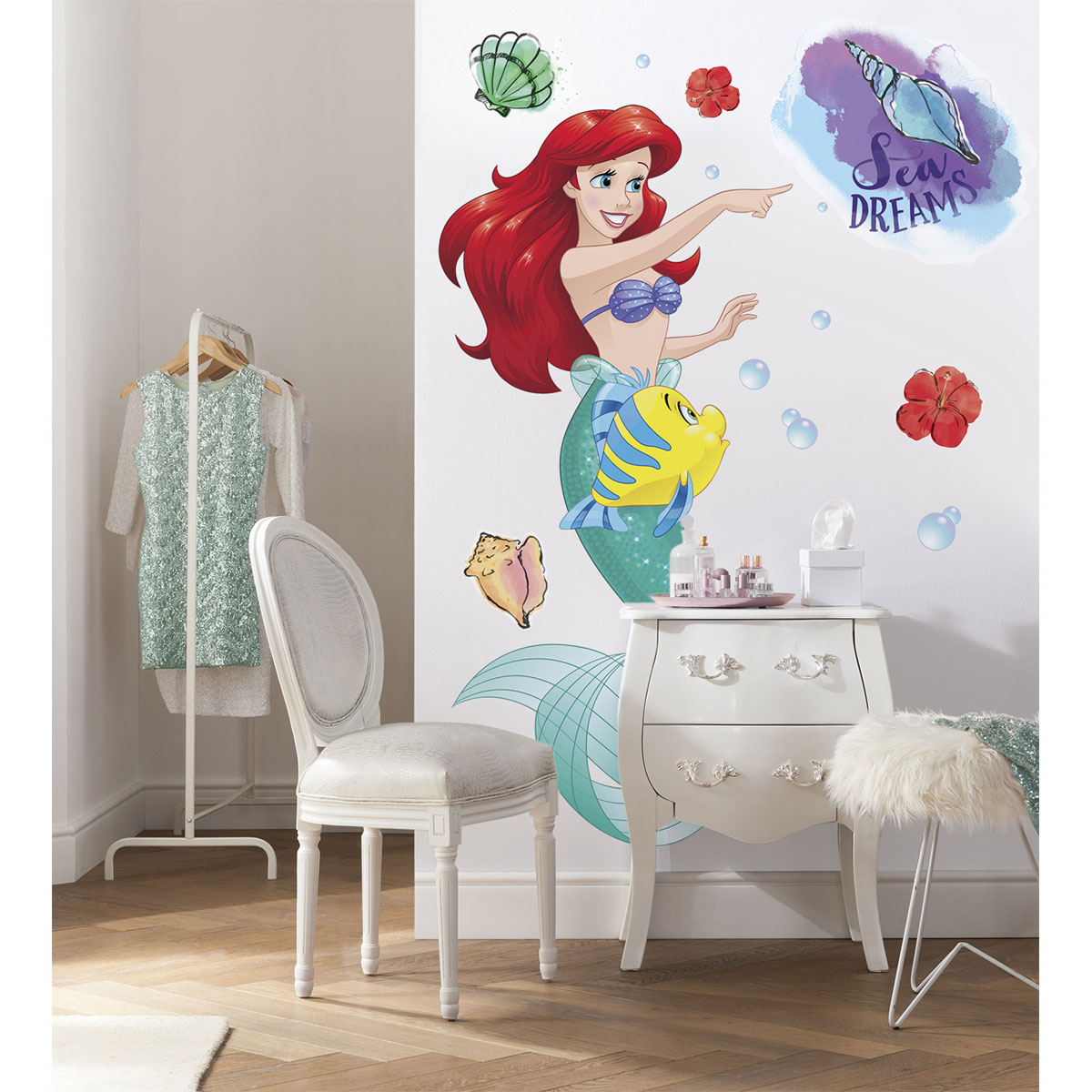 Komar  Selbstklebende Vlies Wandtattoo Ariel XXL 127x200 cm Bild 1