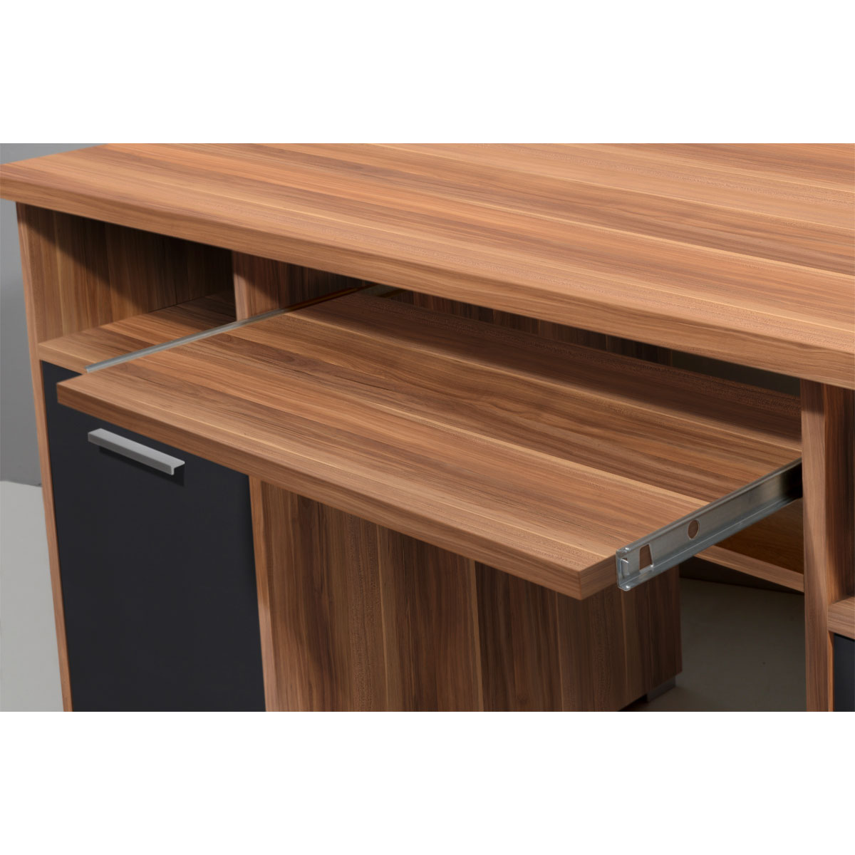 Schreibtisch Tipp abschließbar und mit Tastaturauszug 145 x 75 x 70 cm anthrazit Bild 3