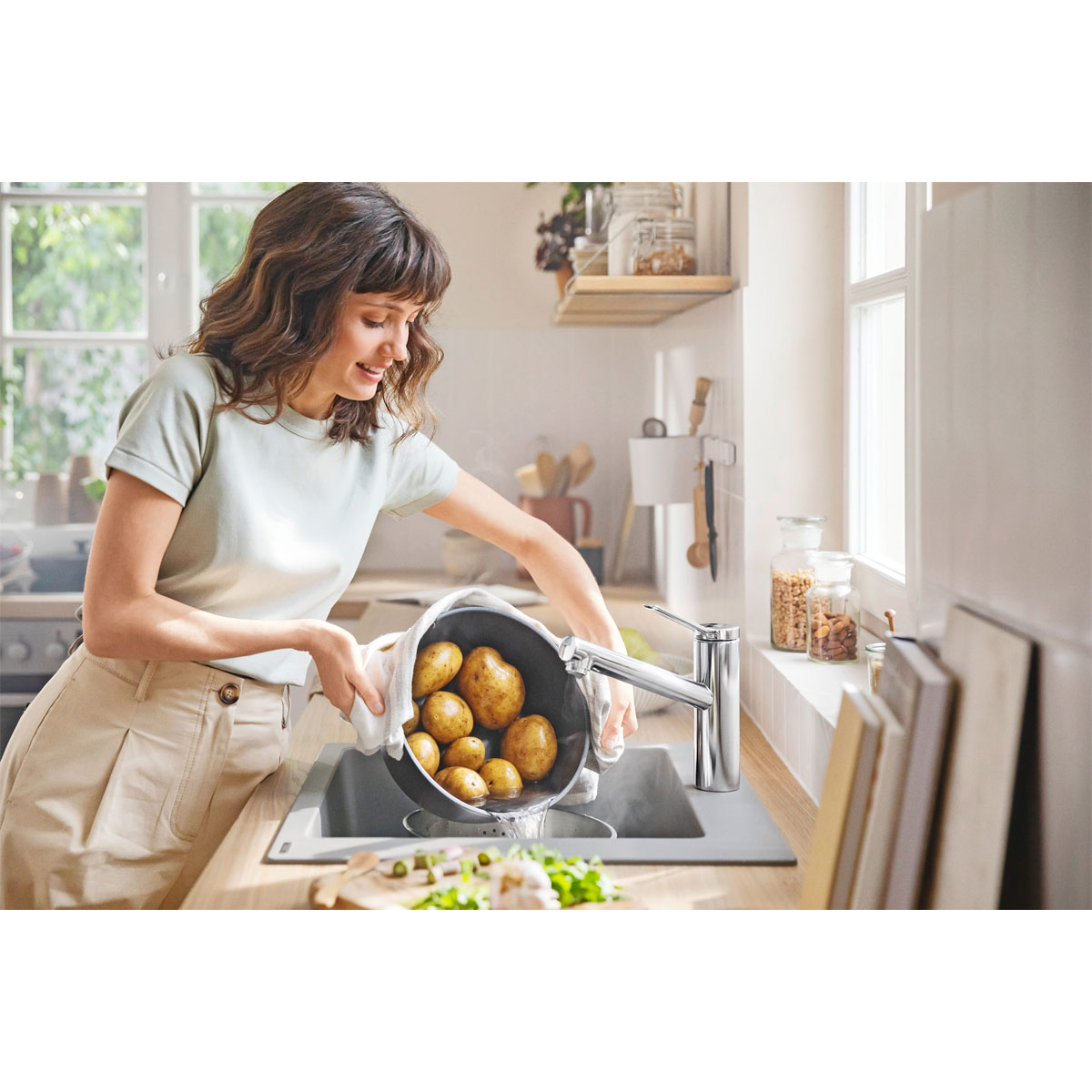 Hansgrohe Spültischarmatur Zesis M33 chrom Bild 4