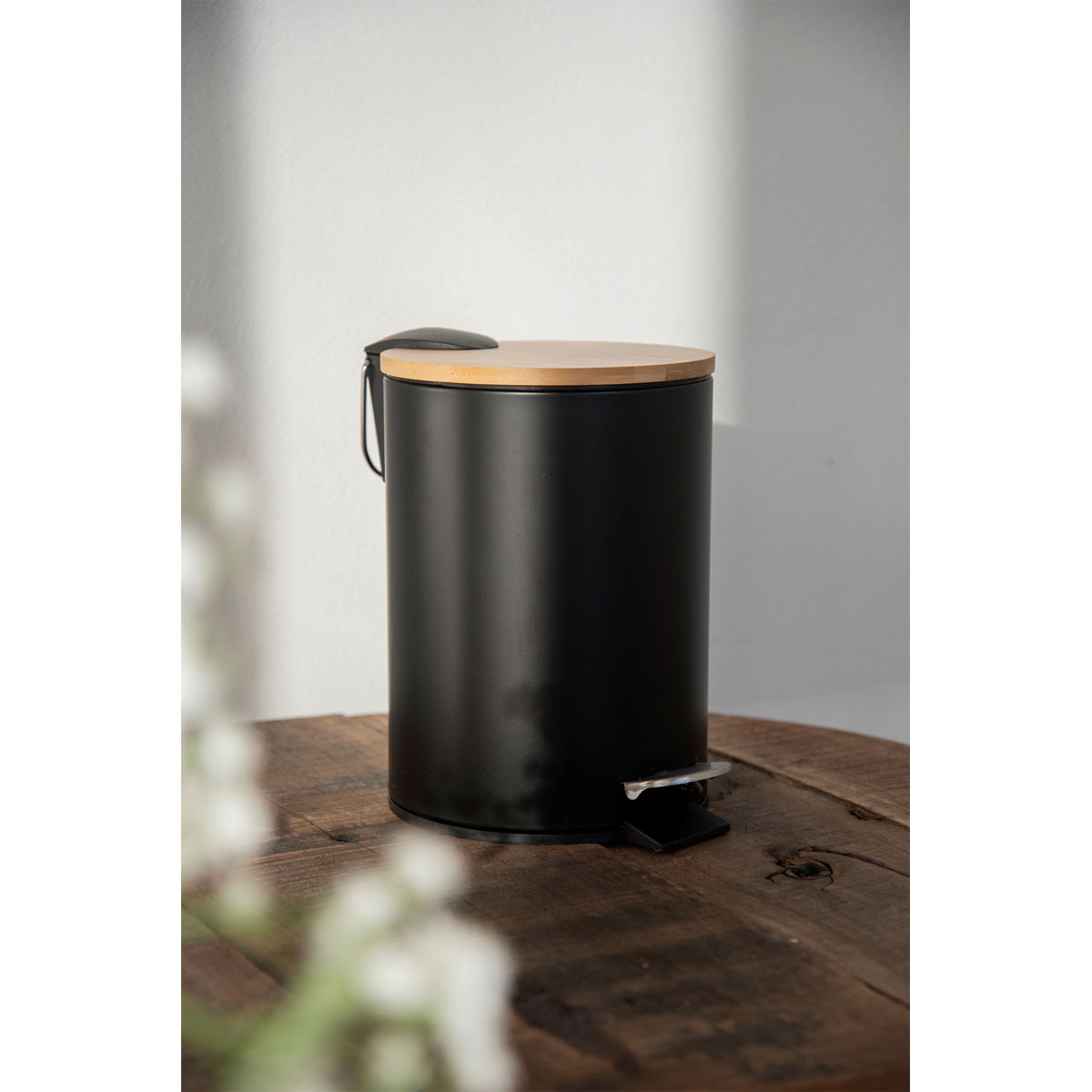 Wenko Treteimer Tortona schwarz Easy-Close Absenkautomtik Bild 4