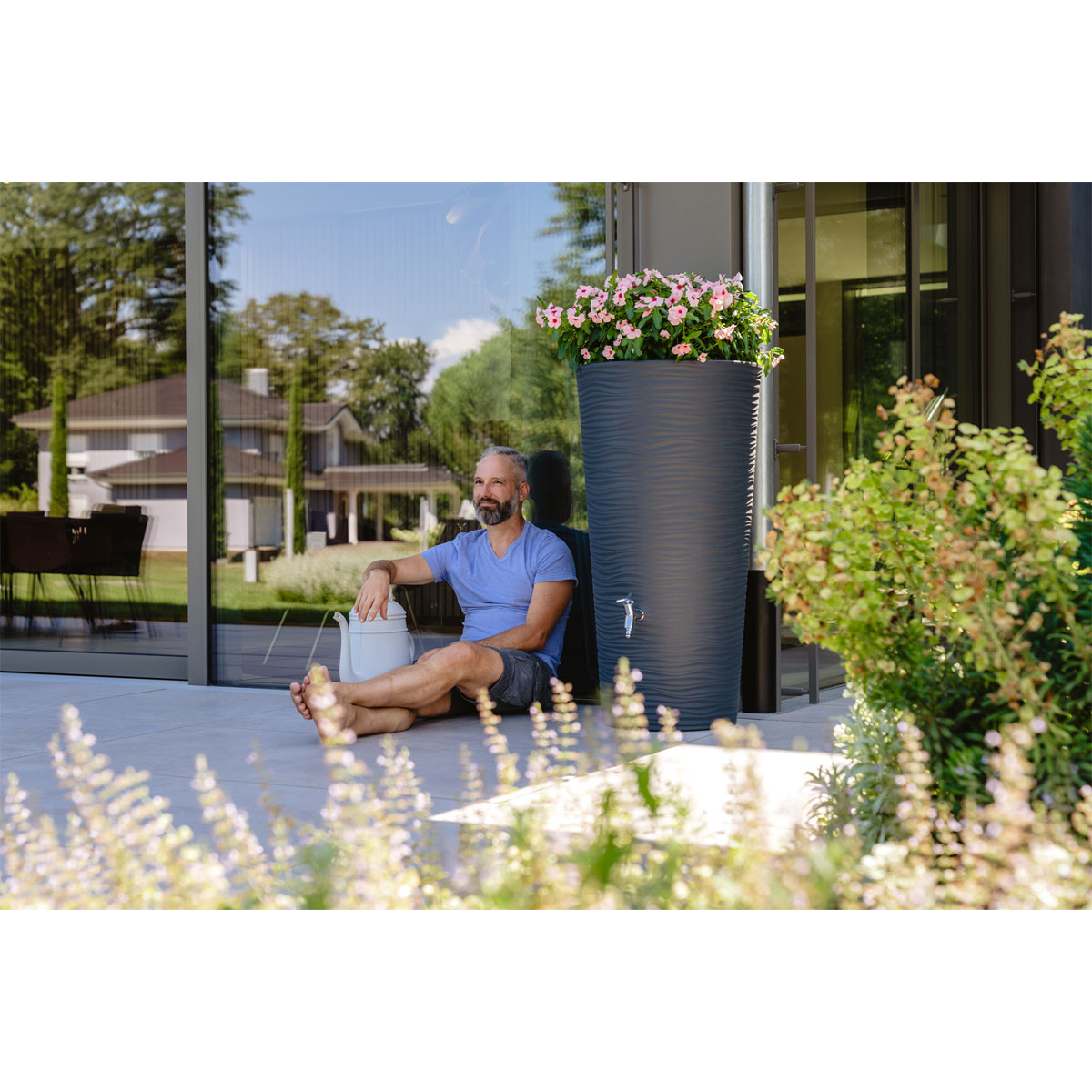 Garantia  Regentonne Natura 2in1 210 Liter graphite grey inkl. Pflanzschale Bild 5