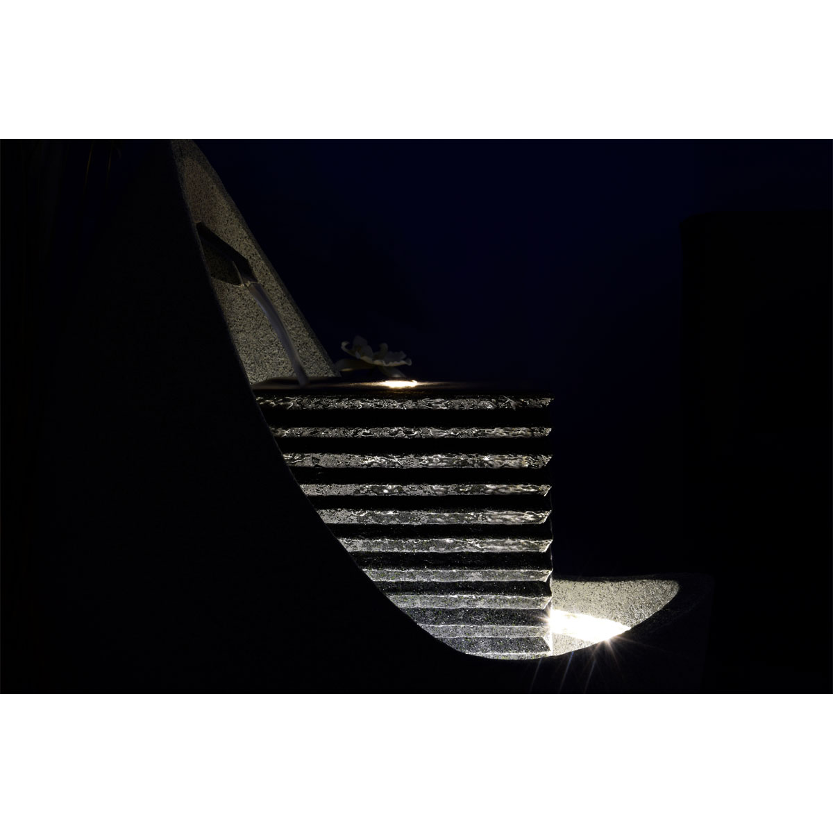 dobar XL Design-Gartenbrunnen 46,5 x 63,5 x 46,5 cm grau Bild 2