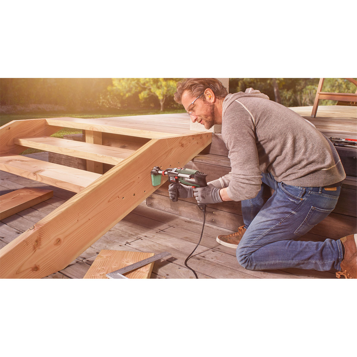 Bosch  Schlagbohrmaschine UniversalImpact 700 inkl Bohrassistent Bild 2