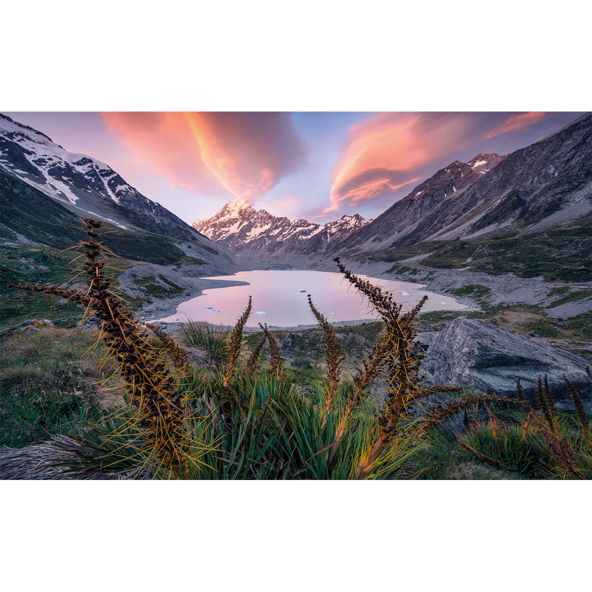 Komar  Vlies Fototapete Momentum Lord of the Mountains 450x280 cm Bild 2