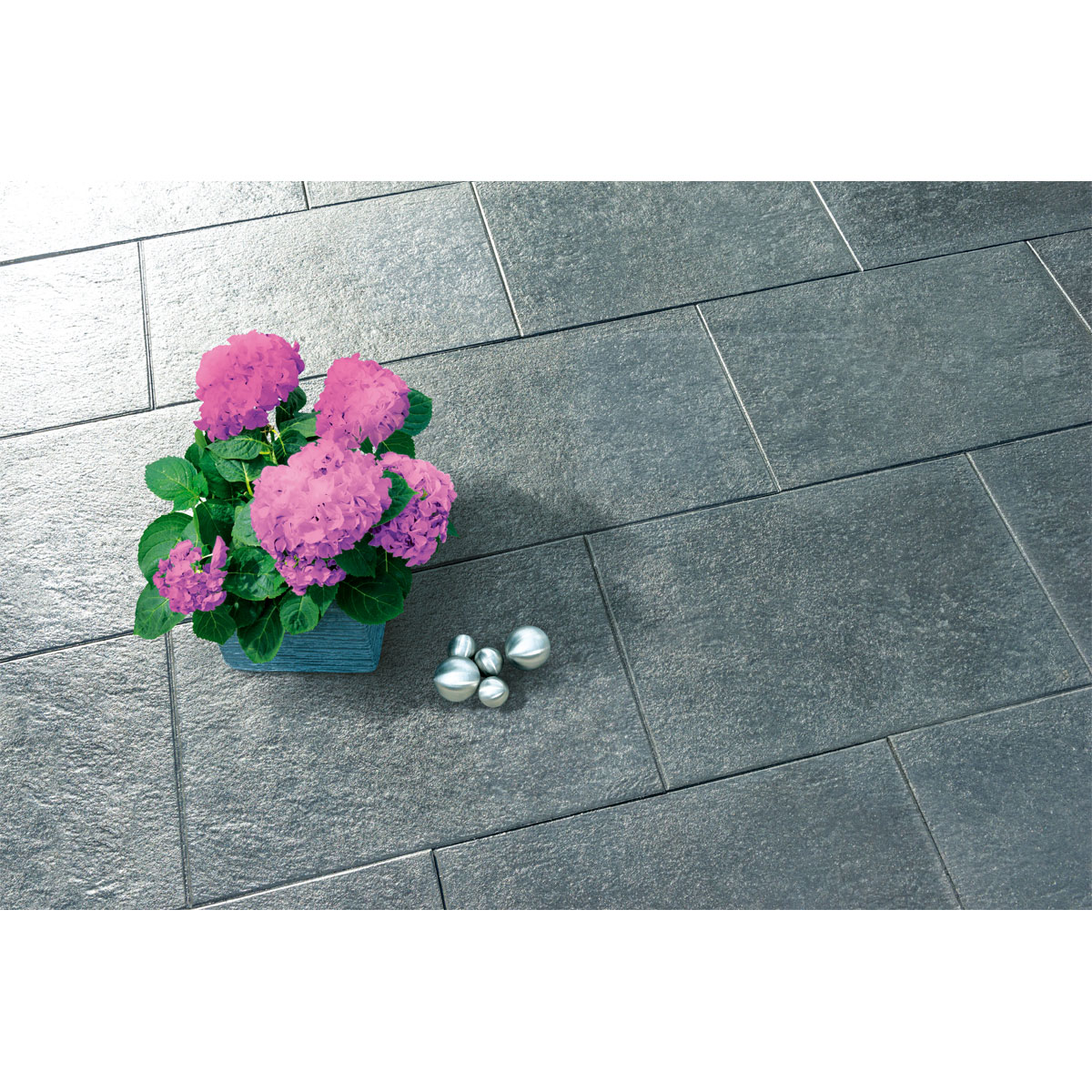 Diephaus  Terrassenplatte Nr 1 Gallant basalt 60 x 40 cm Bild 2