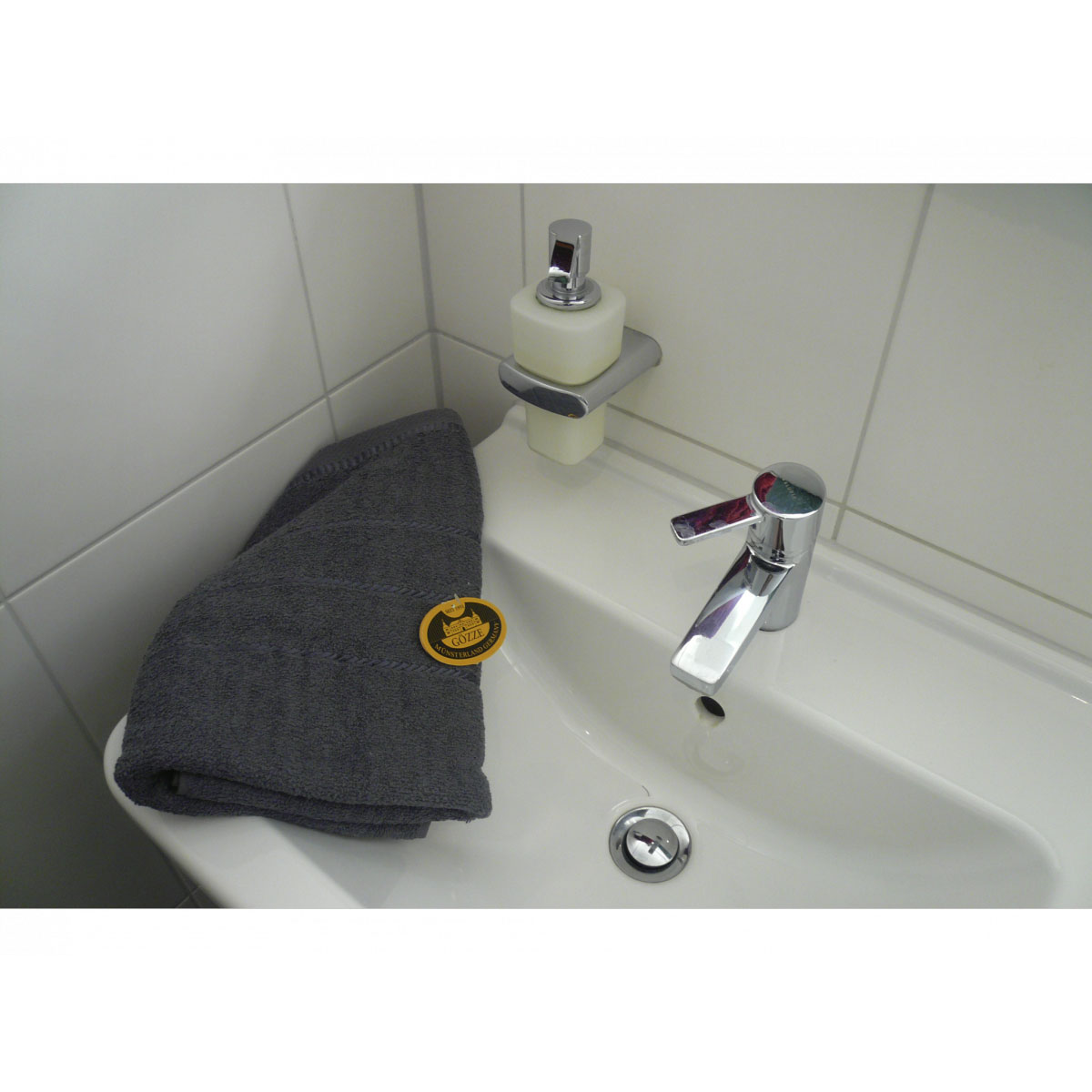 Duschtuch Berlin anthrazit 70 x 140 cm