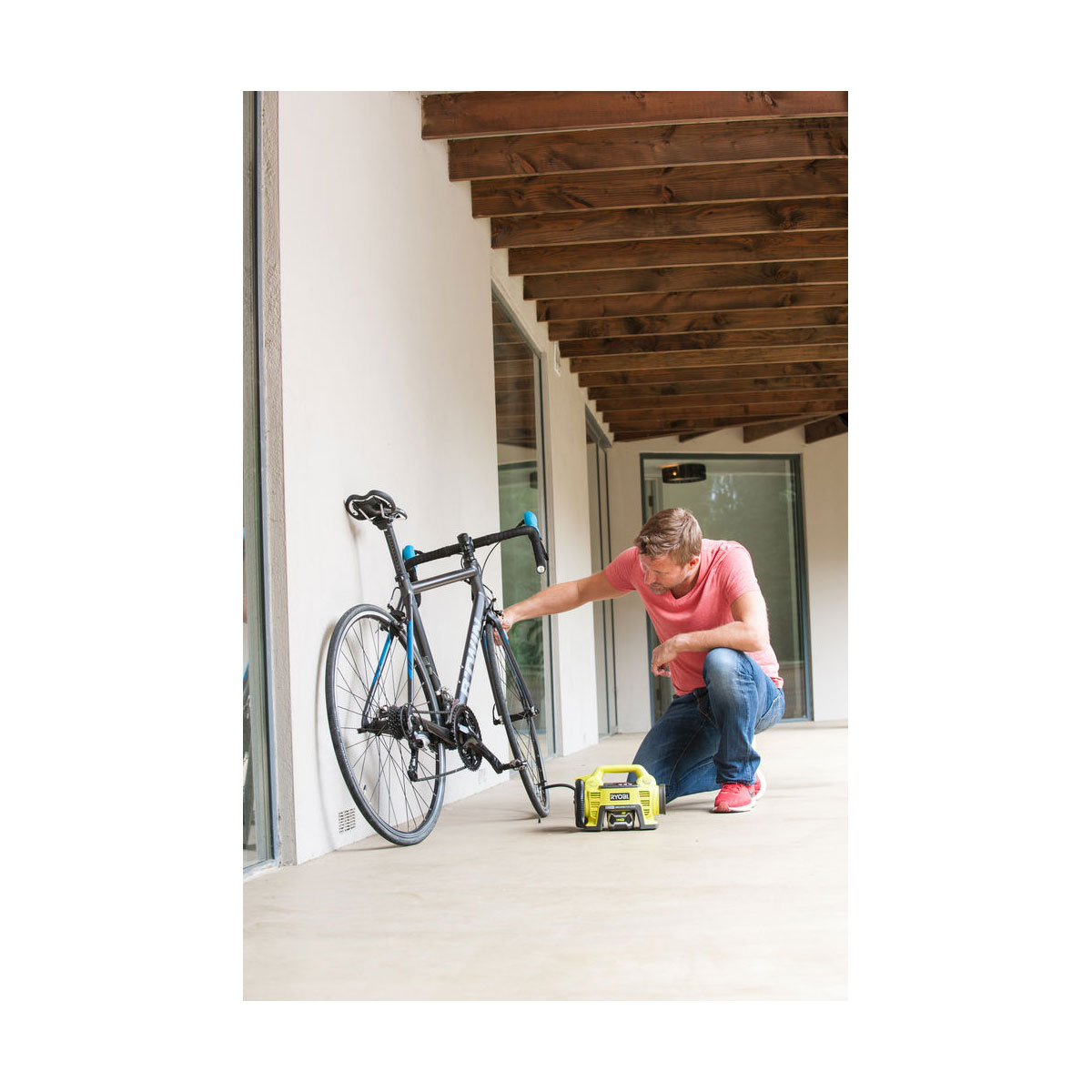 Ryobi  Akku-Kompressor R18I-0 ohne Akku und Ladegerät Bild 7