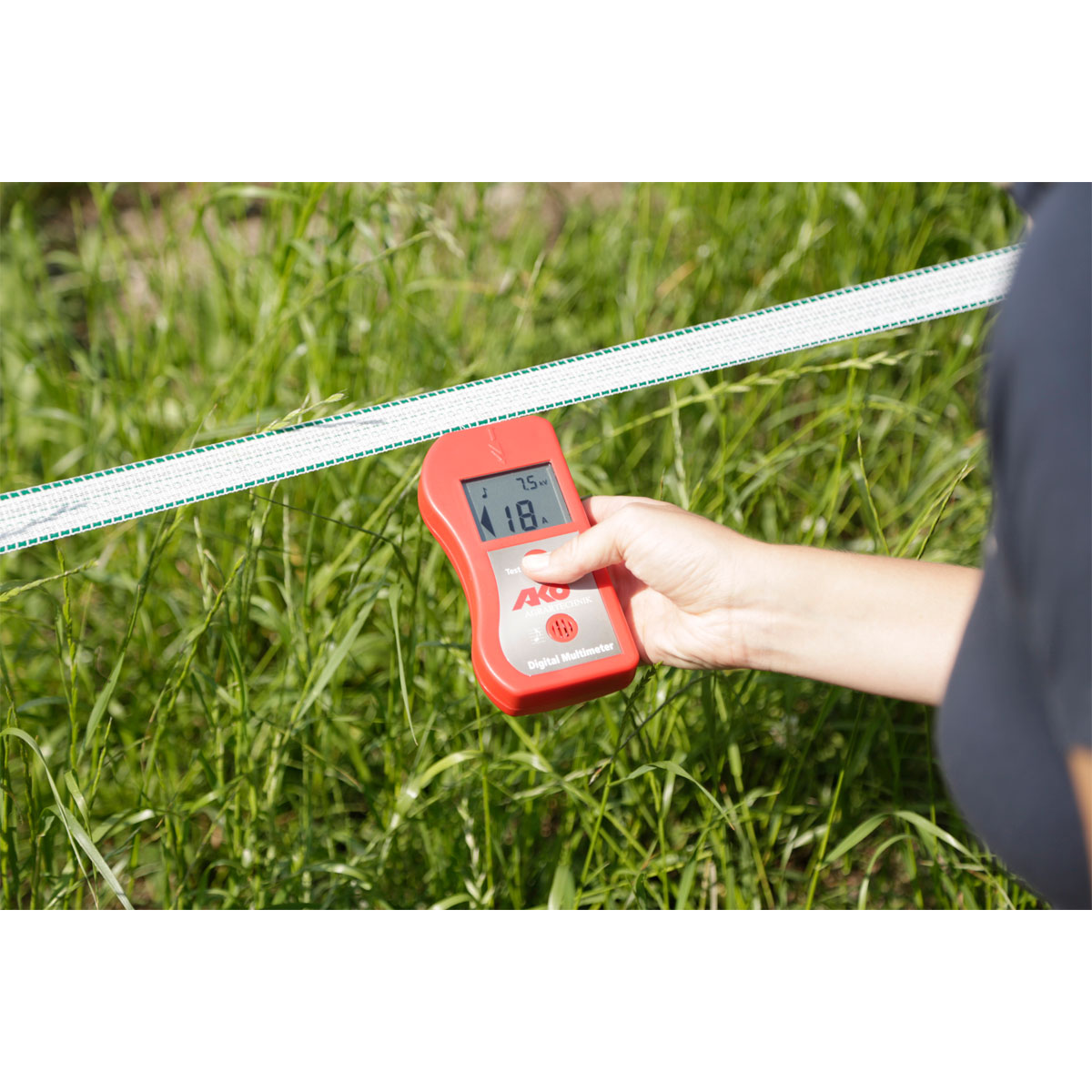 Multimeter-Digitalanzeige rot Bild 2