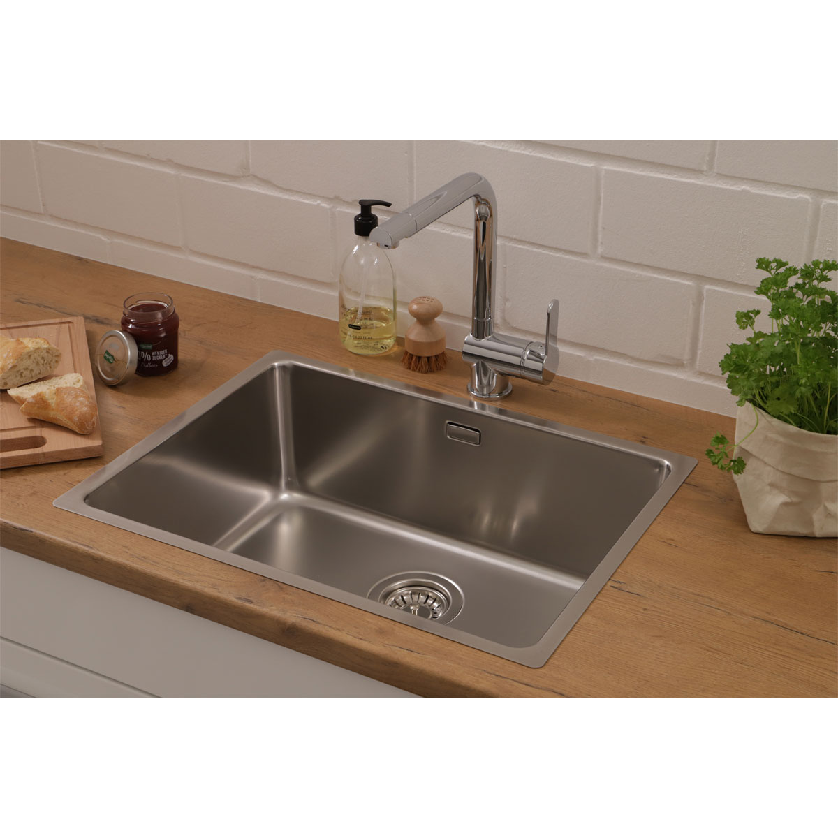 Respekta Detroit Spüle Edelstahl 59 cm inkl. Ab- und Überlaufgarnitur          Bild 2