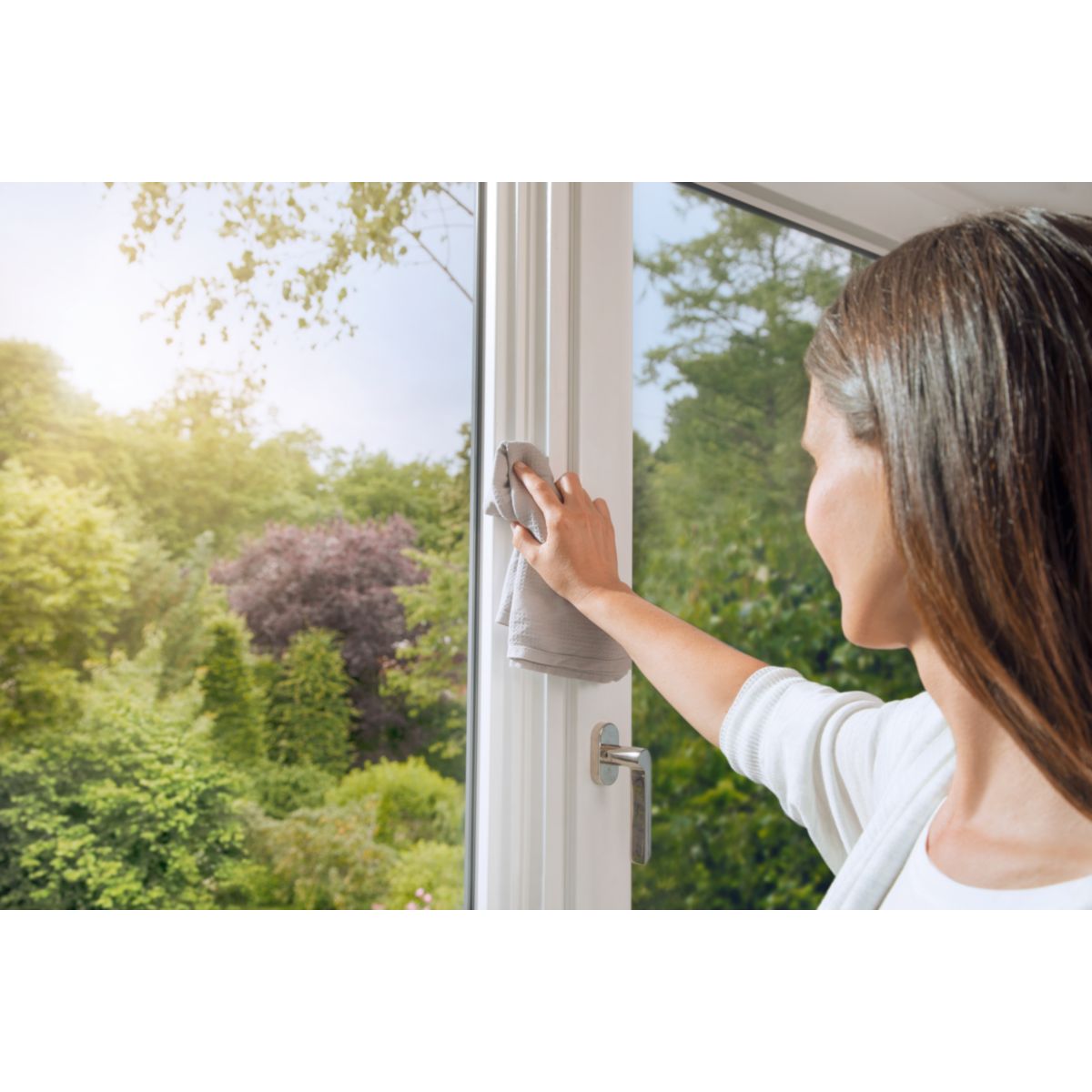 Tesa IS Pollen- & Insektengitter für bodentiefe Fenster, anthrazit, 1,2x2,4m Bild 7