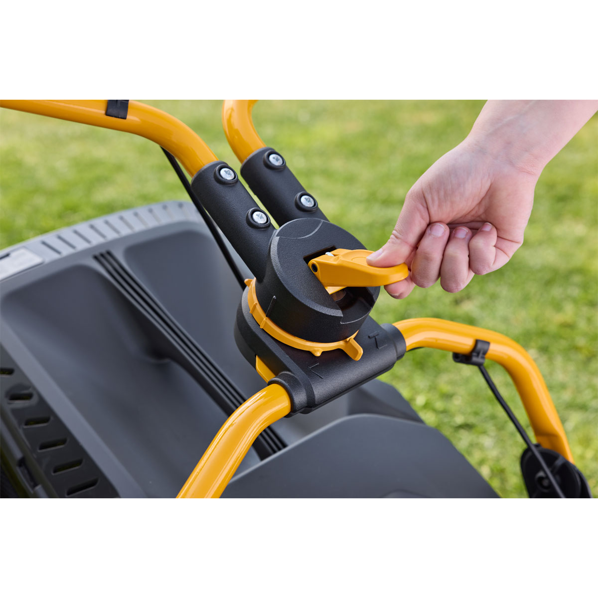 Stiga  Benzin-Rasenmäher COMBI 553 SE 3,5 PS Bild 4