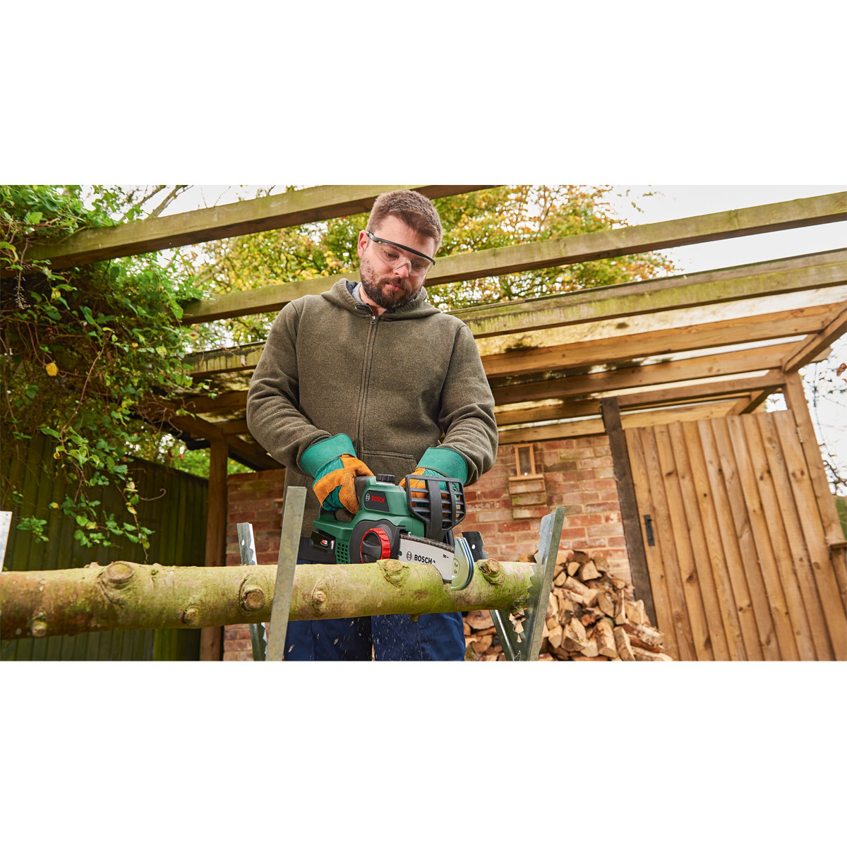 Bosch  Akku-Kettensäge-Set UniversalChain18 3-teilig Bild 3