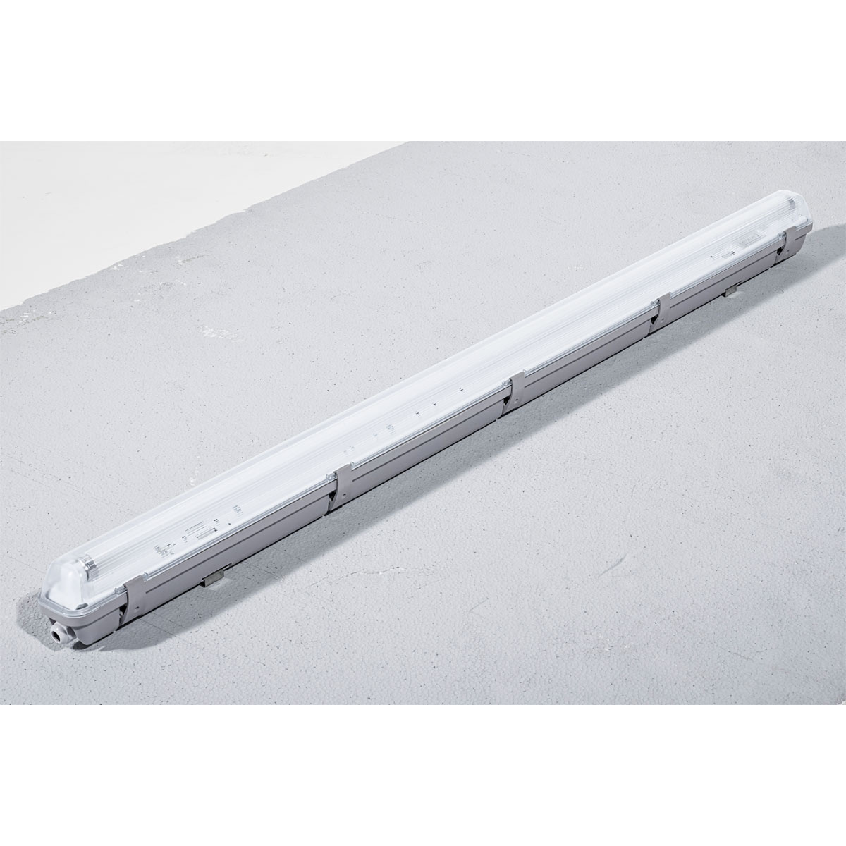 Flector Feuchtraum-Langfeldleuchte silber 127 cm Bild 2