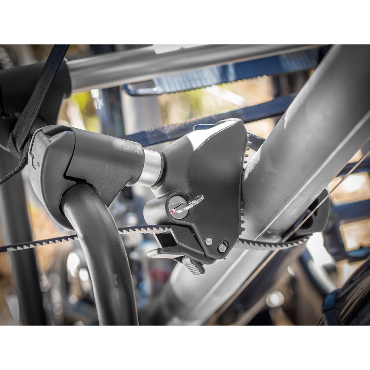 EUFAB Strap-Rahmenhalter für Fahrradträger Durchmesser 30 mm kurz Bild 2