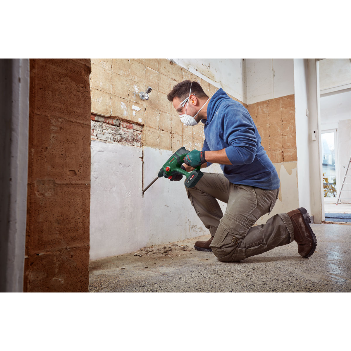 Bosch  Akku-Bohrhammer UniversalHammer 18V Bild 3