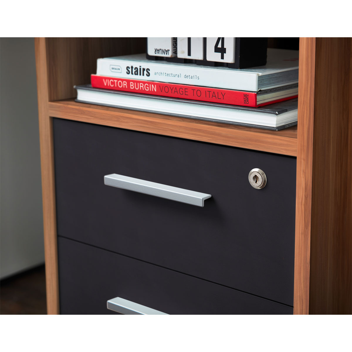 Schreibtisch Tipp abschließbar und mit Tastaturauszug 145 x 75 x 70 cm anthrazit Bild 4