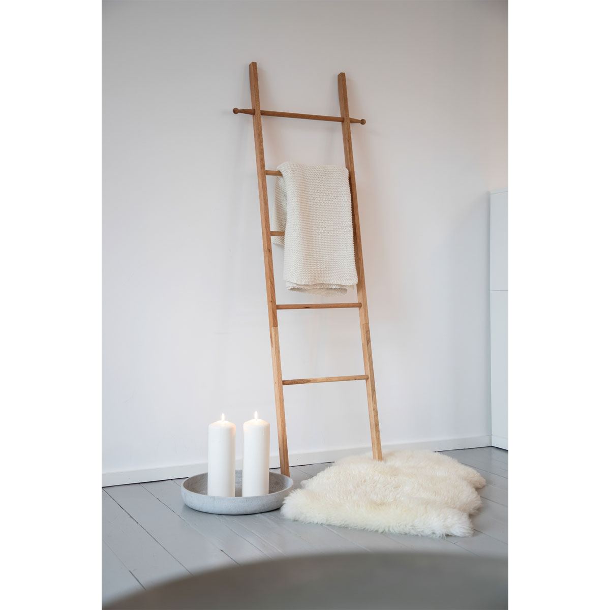 Wenko  Handtuchleiter Norway Walnussholz massiv Handtuchhalter Bild 7