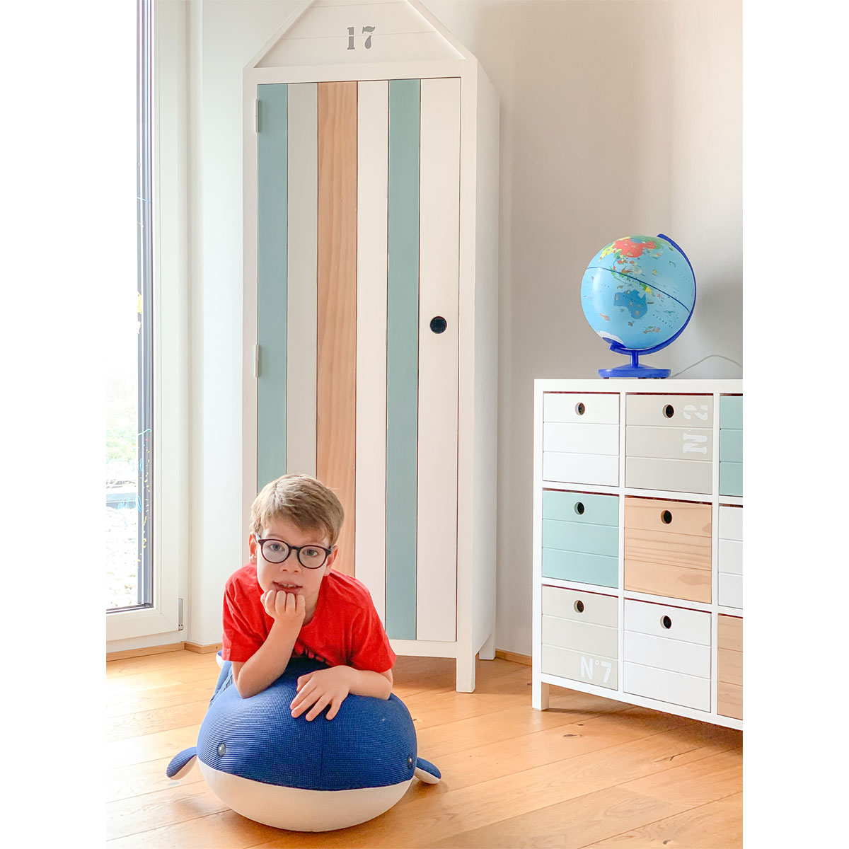 Westmann Sitzsack & Schwimmtier Wal 104x50x30cm Dunkelblau Bild 9