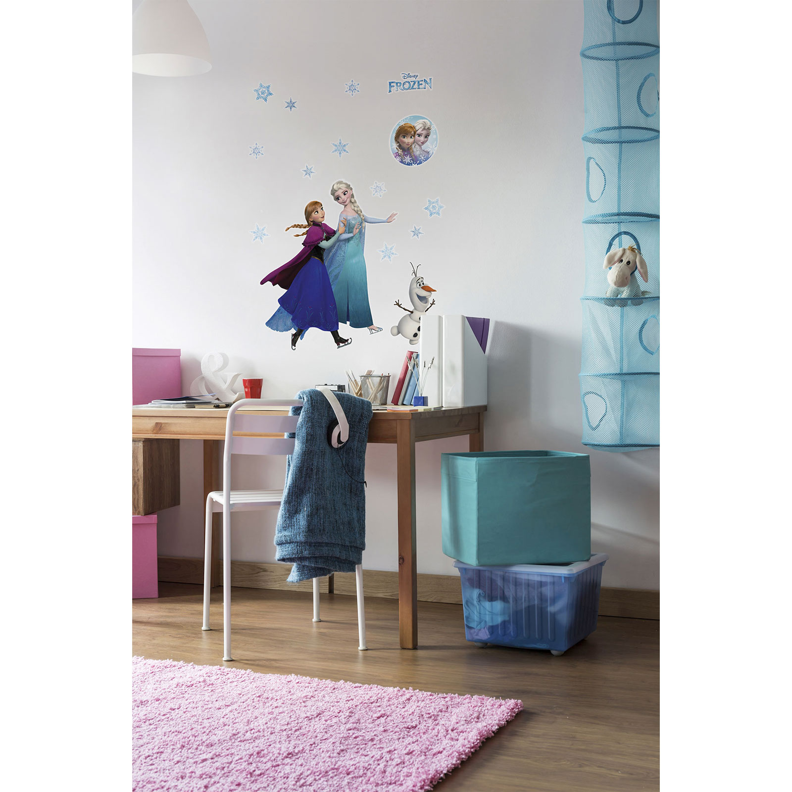 Komar  Wandtattoo Anna und Elsa 50x70 cm
