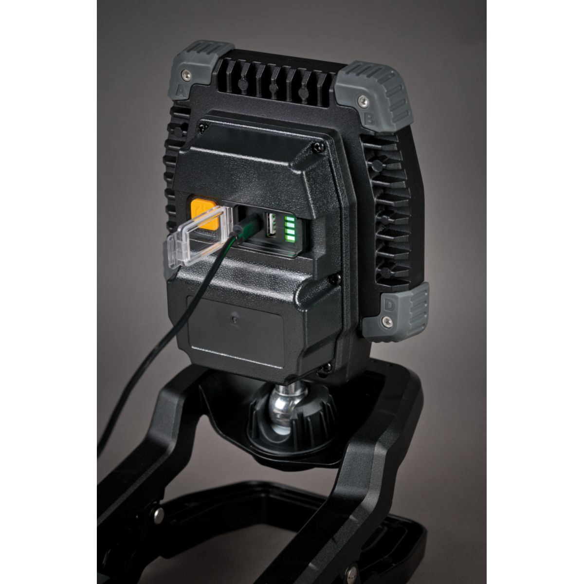 Brennenstuhl Mobiler Akku LED Arbeitsstrahler CL 4050 MA Bild 6