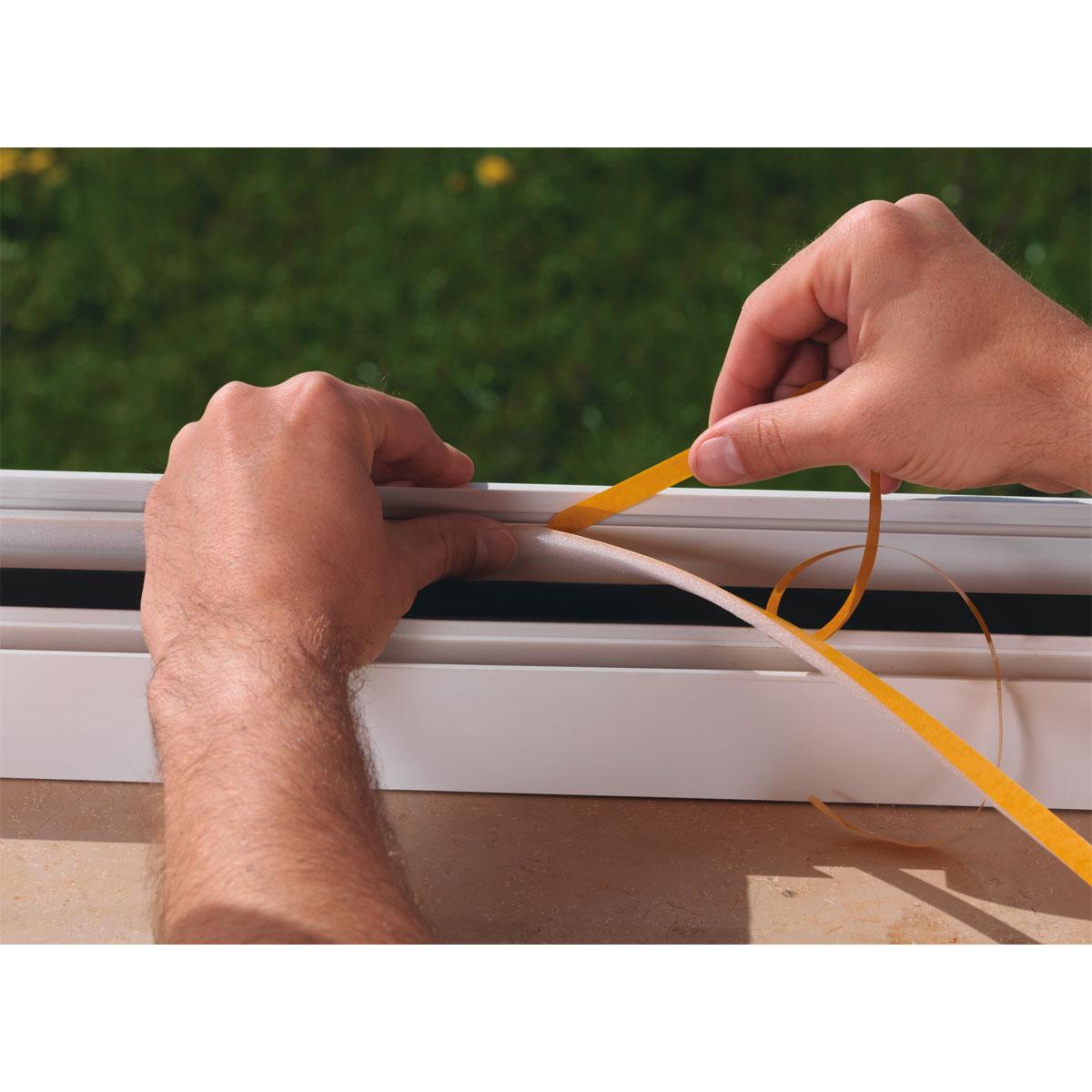 Tesa moll Schaumstoff-Dichtung 6 m 9 x 6 mm Bild 3